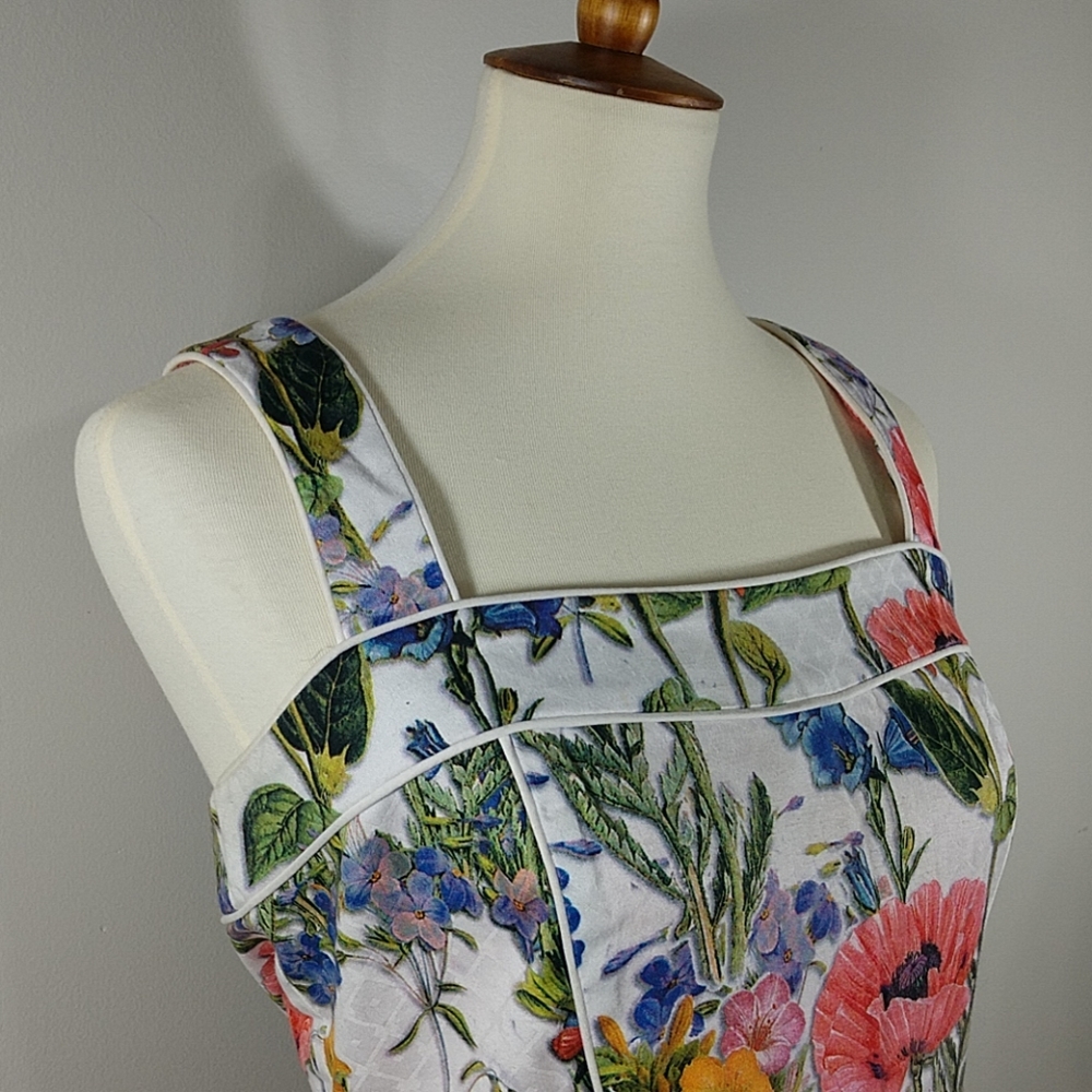 Dress: Muse Floral Dress with Lace Lining - Picture 1 of 7
